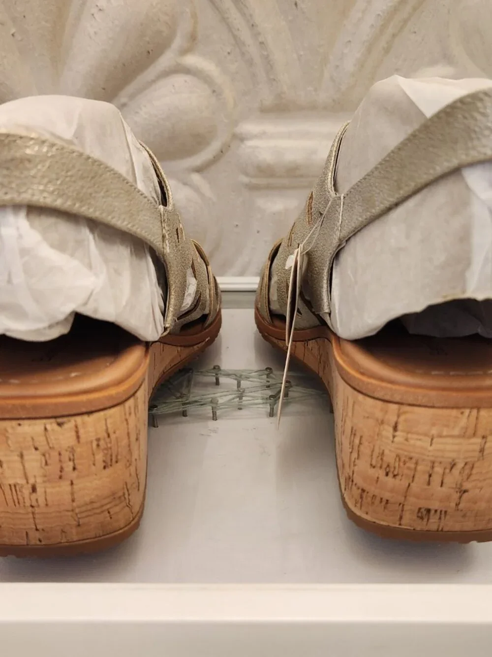 Baretraps Pearl Champane Wedge Sandals. NIB. Size 9